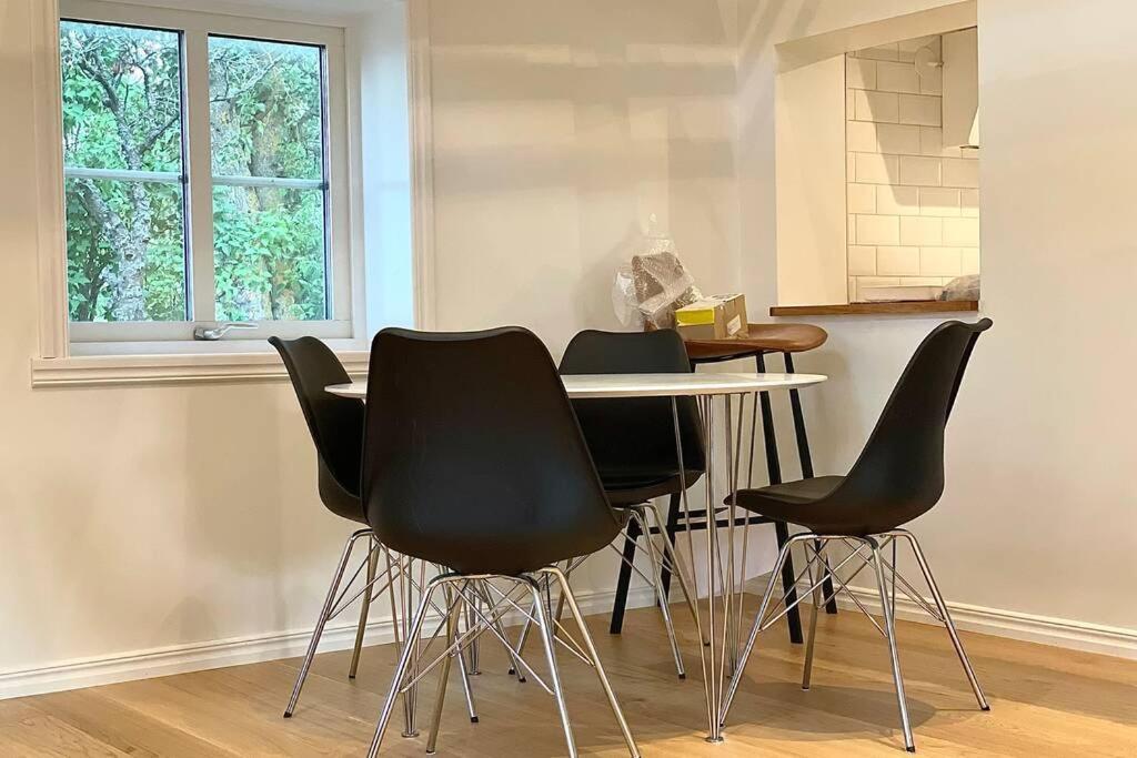 Linköping Eget Hus Med Bra Laege Och Toppstandard מראה חיצוני תמונה